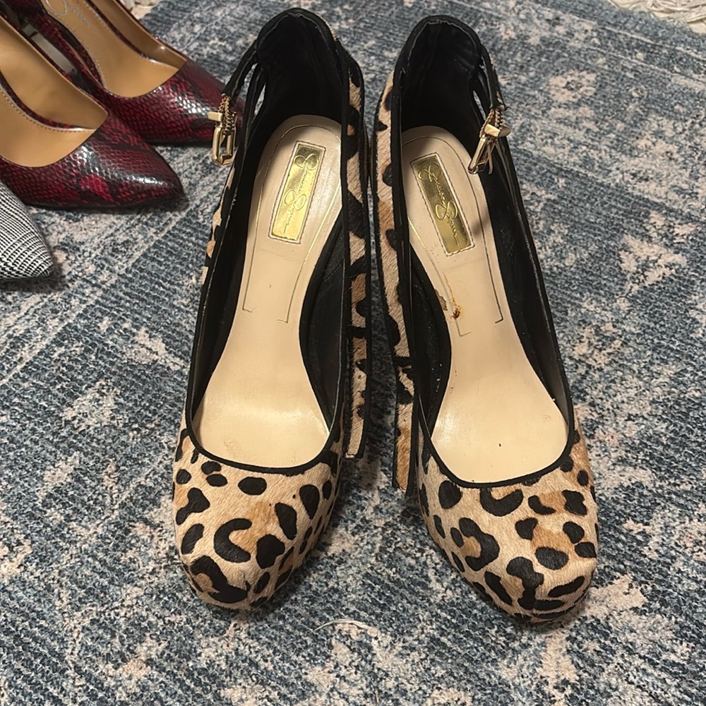 Jessica Simpson HIGH Heels
